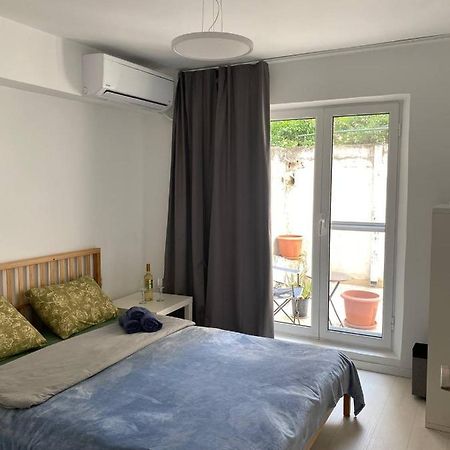 Okeanidon Apartment Athens Exterior photo